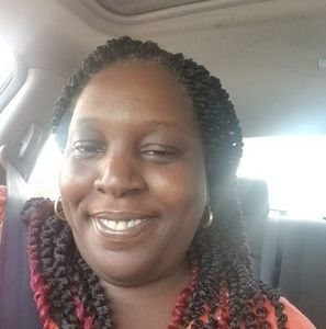 Meet your Posher, Loretta